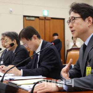 [포토]이재원 빗썸 대표, '고객 보상 더하도록 노력'                                                                                                                                             