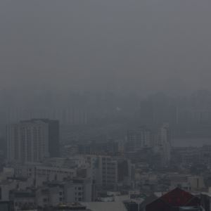 [포토]미세먼지에 갇힌 도심                                                                                                                                                                              