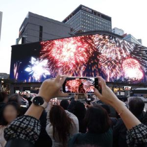 신세계百, 1월 외국인 매출 900억원…"역대 최대"