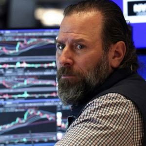 다우 4일만에 하락…고용 ‘깜짝 반등’에 연준 인하 기대 후퇴[월스트리트in]