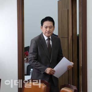 장동혁, 李대통령과 오찬 불참…"악수 사진으로 사법파괴 덮으려 해"(상보)