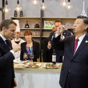 프랑스측 ‘대중 30% 관세’ 제언에 중국 “와인 반덤핑 조사” 경고