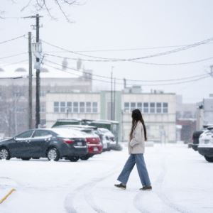 "난방비 폭탄에 창문 막고 옷 껴입으며 버텨"…美가계 ‘한숨’