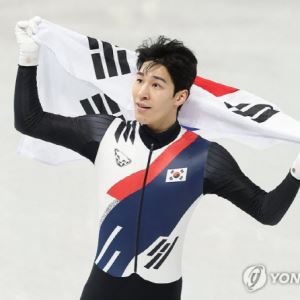 황대헌, 쇼트트랙 남자 1500m 값진 銀...3대회 연속 메달