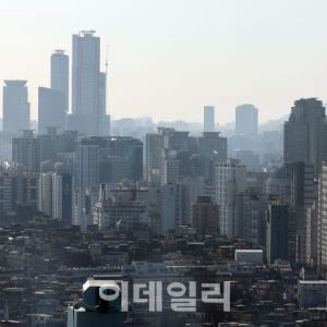 세금이냐, 공급이냐…또다시 기로에 선 대한민국 부동산
