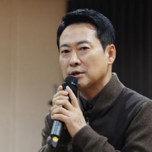 장동혁 "이 대통령 굳이 안만나도 될 듯…SNS로 반박"