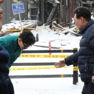 이준석 “한동훈, 尹에 90도로 숙인 허리…돌아서는데 금방”