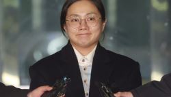 `피의자` 박나래, 약 8시간 조사 후 귀가…"사실 아닌 부분 바로잡을 것"