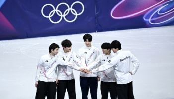 "4년 뒤엔 반드시"…은메달 따낸 남자 쇼트트랙 계주 金 다짐