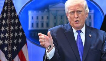 트럼프 관세 '위헌'…닛케이 "日기업 연 27조원 부담 경감"