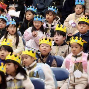 여야 정쟁에 아동수당 미지급 42만명으로 늘었다