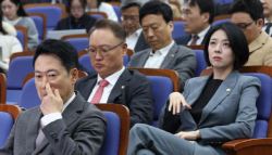 '절윤' 거부한 장동혁에…尹 순장조냐 공개토론해야 갈등 분출