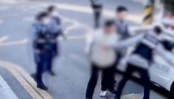 3층 옥상서 에어컨 실외기 '투척'…"화가 나서 그랬다"