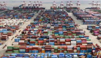 中, 일본 40개 기업 수출 제한 조치…“日 재무장 막을 것”(상보)