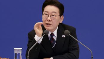 '로또보다 쉽다'...李대통령 "주가조작 신고로 팔자 고칠수도"