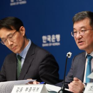 “반도체 가격 상승 효과로 올해 성장률 2.0% 달성 가능”[일문일답]