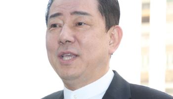 '13개 의혹' 김병기, 첫 경찰 조사 약 14시간 만에 종료…내일 또 출석