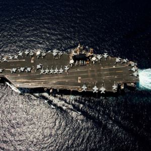 이란 “미국 항모에 4발 타격”…美 "거짓말, 근처도 못와"