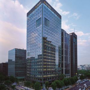 “금요일엔 일찍 퇴근”…국민은행, 오늘부터 1시간 조기퇴근제 시행