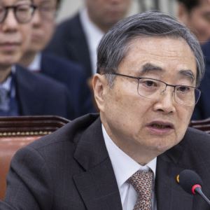 외교장관 "美 한국에 군사·비군사적 지원 요청 없어"