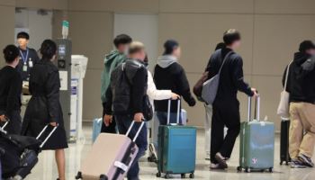 '중동에 발 묶였던' 372명 두바이 직항편으로 인천공항 도착