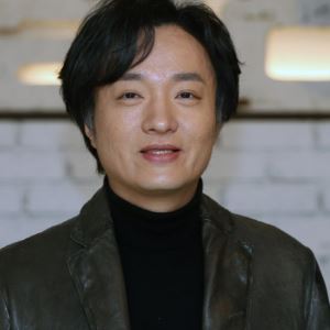 화려한 무대 장치·영화 같은 장면… '대형 서사'로 韓 창작뮤지컬 확장