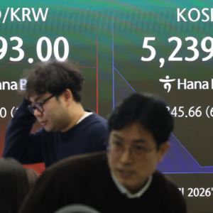 국제유가 100달러 ‘쇼크’…환율, 1490원대로 급등 출발
