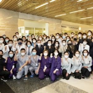 "미사일 오가는 전장이지만"… UAE 병원 지키는 한국 의료진