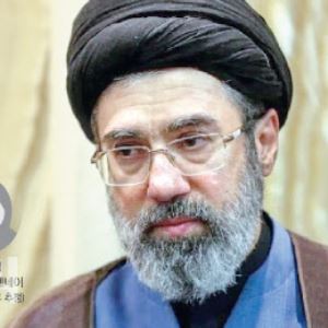 美 "오래 못갈 것" 경고에도 모즈타바 '초강경 항전' 예고