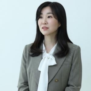 "의사·교사라서 감경? 전문직일수록 더 엄격한 책임 요구"