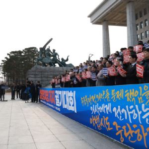 장동혁, 연일 尹정책 사과…"목소리 충분히 안듣고 실패"