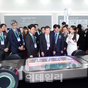 ESS·AI·로봇 ‘배터리 신시장’ 개화…'3사 3색' 전략