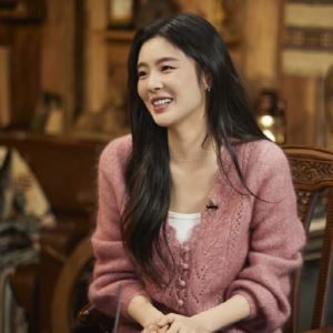 이선빈, 금 투자 언급..."떡상이라고 하죠?" (강호동네서점)