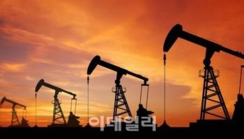 “백약이 무효”…美, 러 제재 해제에도 꼼짝 않는 유가