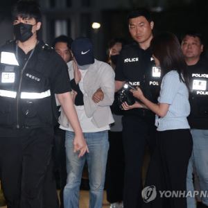 특검, '삼부토건 주가조작 키맨' 도피 조력자에 징역 3년 구형