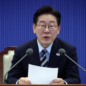 李대통령 “조폭 연루설 허위 확정…정정보도조차 없다”