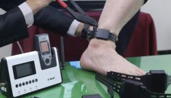 살려달라 스마트워치 눌렀지만...20대女, '전자발찌' 40대男에 살해