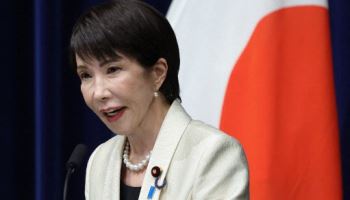 다카이치 "한국에 감사"…'사막의 빛', 일본인도 비췄다