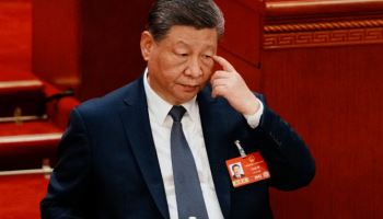 中 "우린 중립, 군사행동 중단해야"…日 "자위대법 내에서 파견 검토 중"