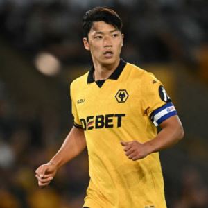 ‘A매치 합류’ 황희찬, EPL 6경기 연속 결장…울버햄프턴 무승부