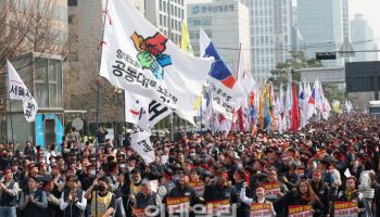 “이재명 교섭 나오라”는 민주노총…대통령도 사용자일까?