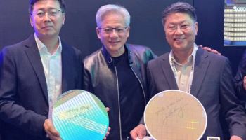 젠슨 황 "삼성, 생큐"…차세대 AI칩 한국에 맡겼다