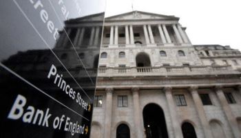 英 중앙은행, 기준금리 3.75% 만장일치 동결…"물가 우려"