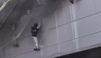 "2층 창문에 매달리다"...'대전 공장 화재' 필사의 탈출