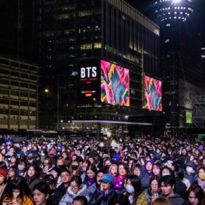 최휘영 장관 "성숙한 시민 의식 덕에 BTS 공연 무사히 마쳐"