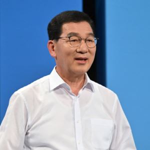 민형배 직격한 신정훈…"거짓 카드뉴스로 여론 호도"