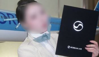 "승무원 외모 맞냐" K항공사 퇴사 태국인에 악플 테러 '눈살'