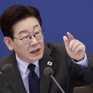 "마실 갈 어르신들은 좀"...李대통령이 쏘아올린 '무임승차'