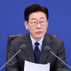 '부동산 망국론' 李대통령, 보유세 간접 언급