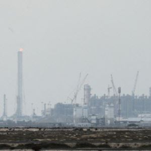 카타르, 한국 LNG 장기계약 불가항력 선언…라스라판 피격 후폭풍